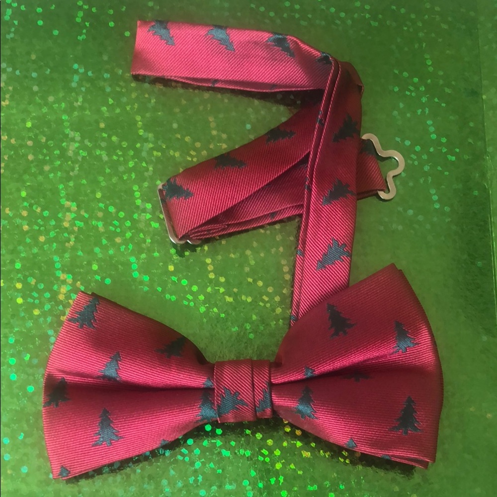 Christmas Red Bow Tie with Tree Print